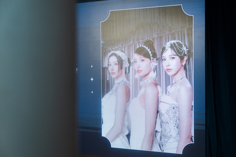 【撮影：田中聖太郎写真事務所】