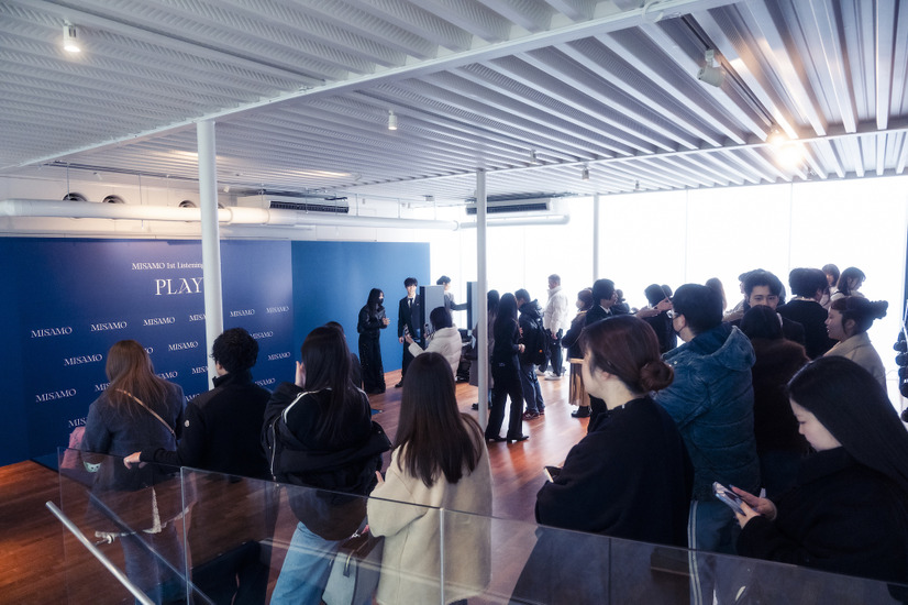 【撮影：田中聖太郎写真事務所】