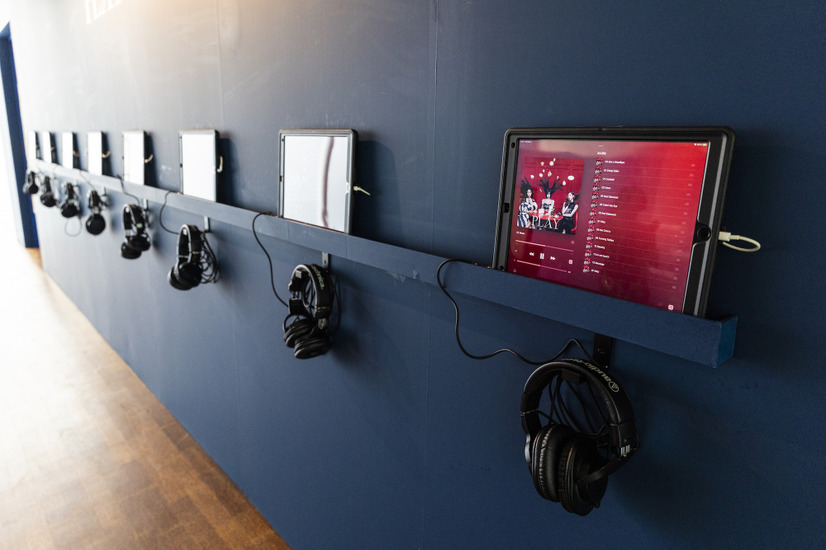 【撮影：田中聖太郎写真事務所】