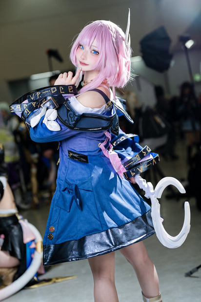 キュレネ『崩壊:スターレイル』／とがみ（X：@nonbiricos）