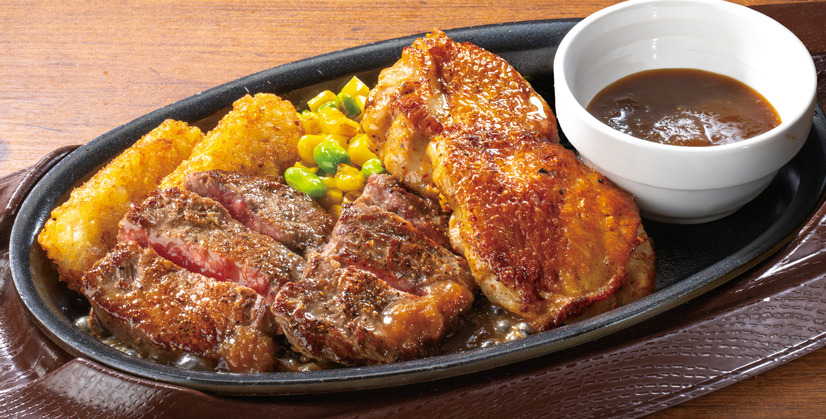 赤身ビーフステーキ 約100g＆若鶏スパイス焼き（税込1,374円）