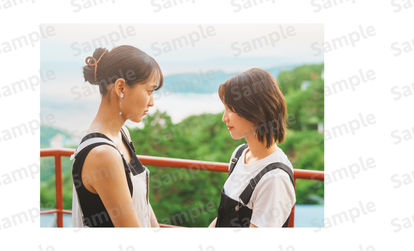 チェキ風オリジナルランダムカード（4種）©2026映画『チェイサーゲームW 水魚の交わり』製作委員会