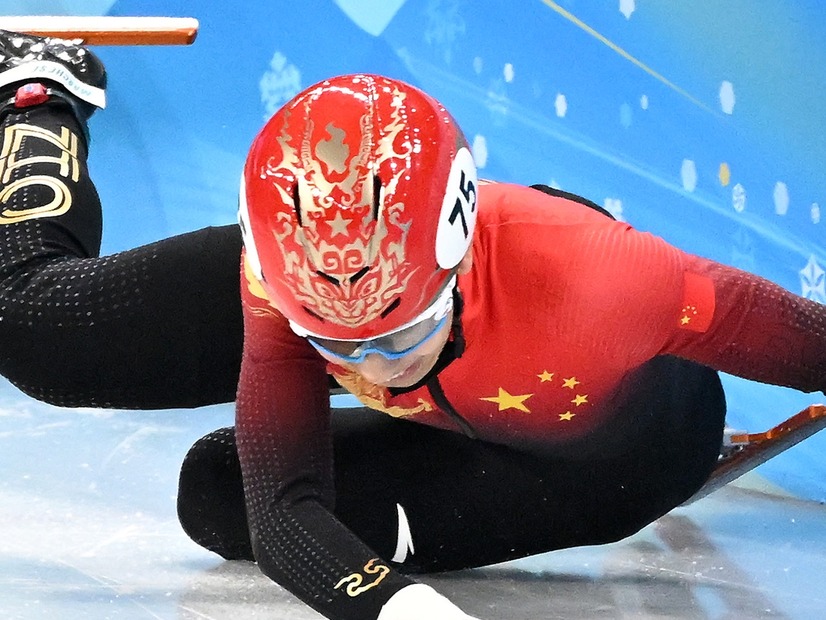 「クソイギリス人め！」VS「中国人にメダルを盗まれた」ネット大荒れのショートトラック男子　韓国は銀【ミラノ五輪】