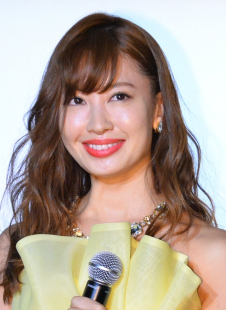 小嶋陽菜【写真:竹内みちまろ】