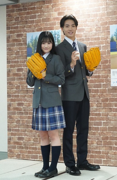 第98回選抜高等学校野球大会「応援ポスター」記者発表会【写真：竹内みちまろ】