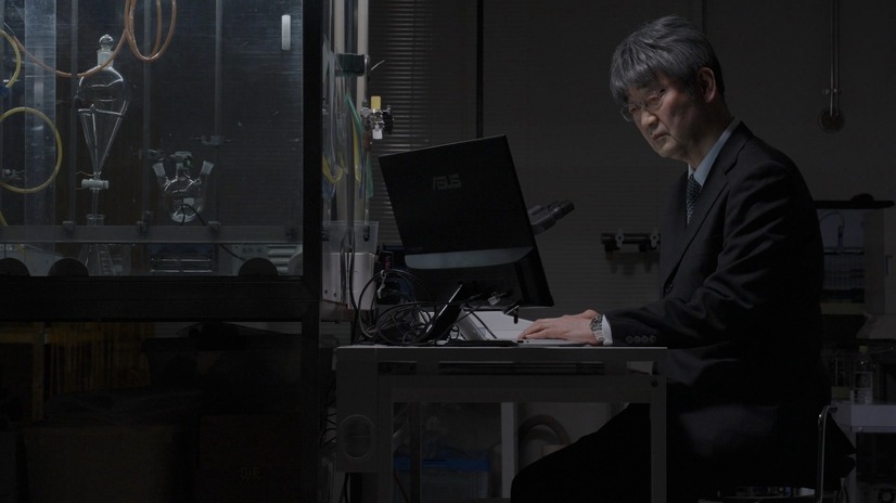 捜査に関わった警視庁元科学捜査官・医学博士 服藤恵三『未解決事件 File.13 新宿 歌舞伎町ビル火災』（C）NHK