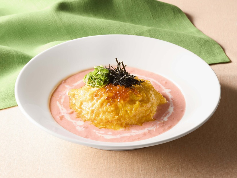 いくらのふわとろオムライス～明太子クリームソース～（税込1,419円）