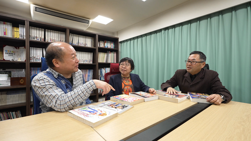 『ぼくらのコミケ史』コミックマーケット準備会 共同代表のお三方（C）NHK