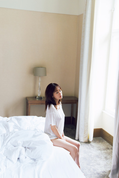 前田敦子写真集『Beste』©︎講談社 撮影／北岡稔章（最新中面カット）