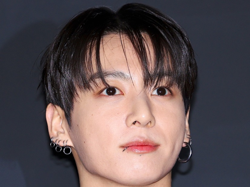 ファンが送るメッセージ？BTS・JUNG KOOK、ソロ曲『Please Don’t Change』がチャート“逆走”