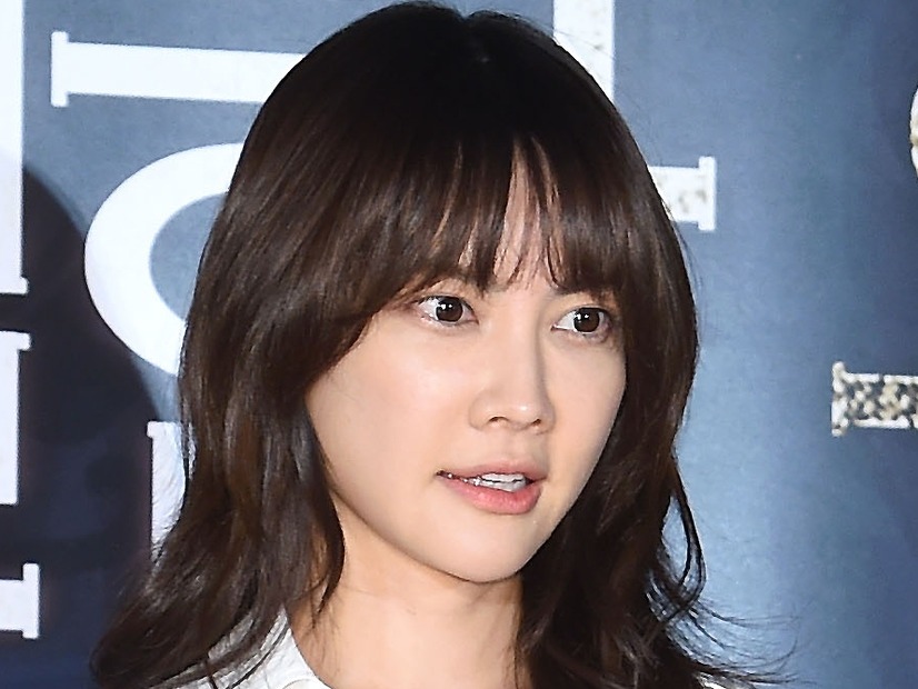 日本の空港で“股の間”まで徹底検査されたと韓国女優「密輸したと思われたみたい」