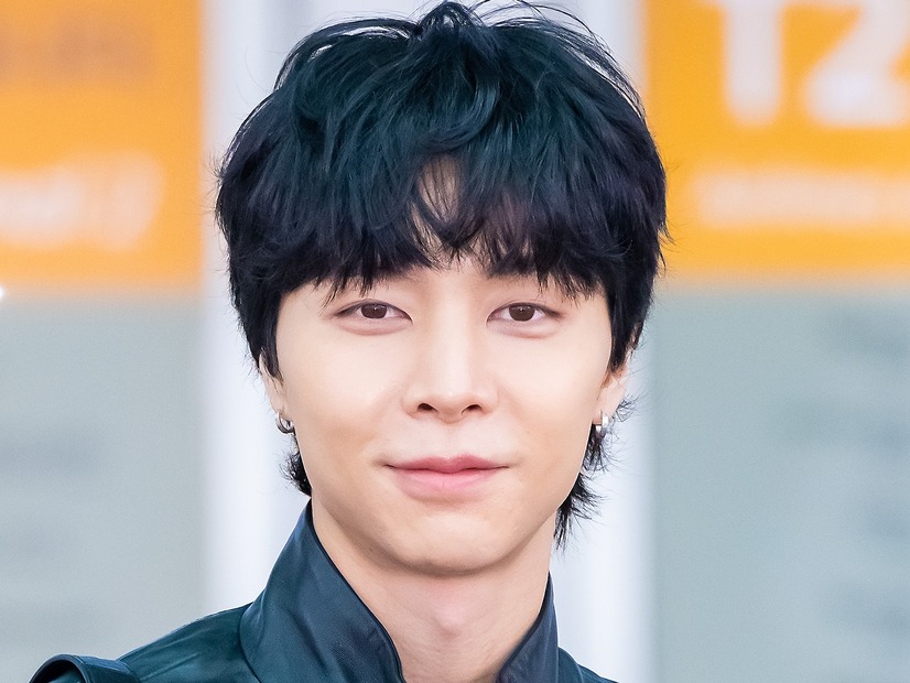 東京ドームで“WBC”始球式を務めるジャニー、パリで魅せた多彩な表情にファン悶絶「本当にステキ…」