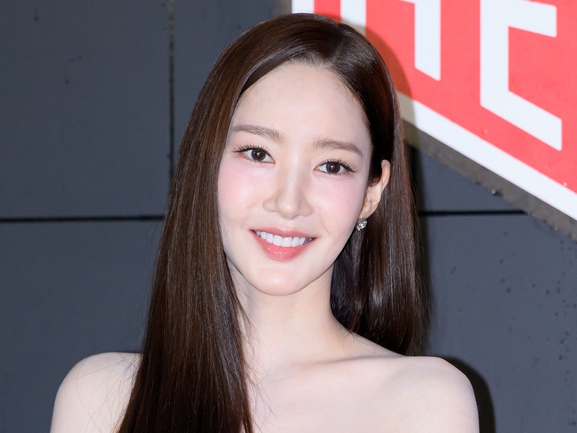 「奇跡のビジュアル」40歳を迎えた女優パク・ミニョン、“年齢不詳”の美貌に驚きの声！