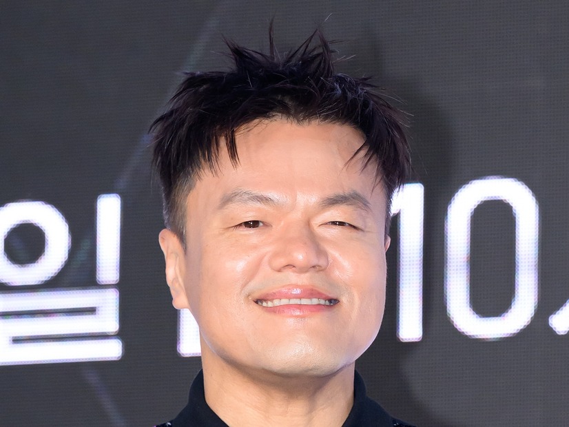 TWICE・NiziUの次に狙うもの…激震走ったパク・ジニョンのJYP理事辞任、半年前にあった“予兆”