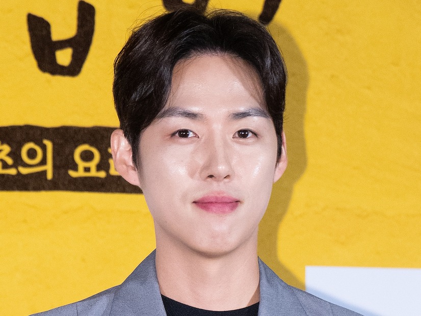 ギャラ未払いで俳優ブチギレ、ボイコットで当日中止　韓国ミュージカルの主演が観客と“消防士”に謝罪