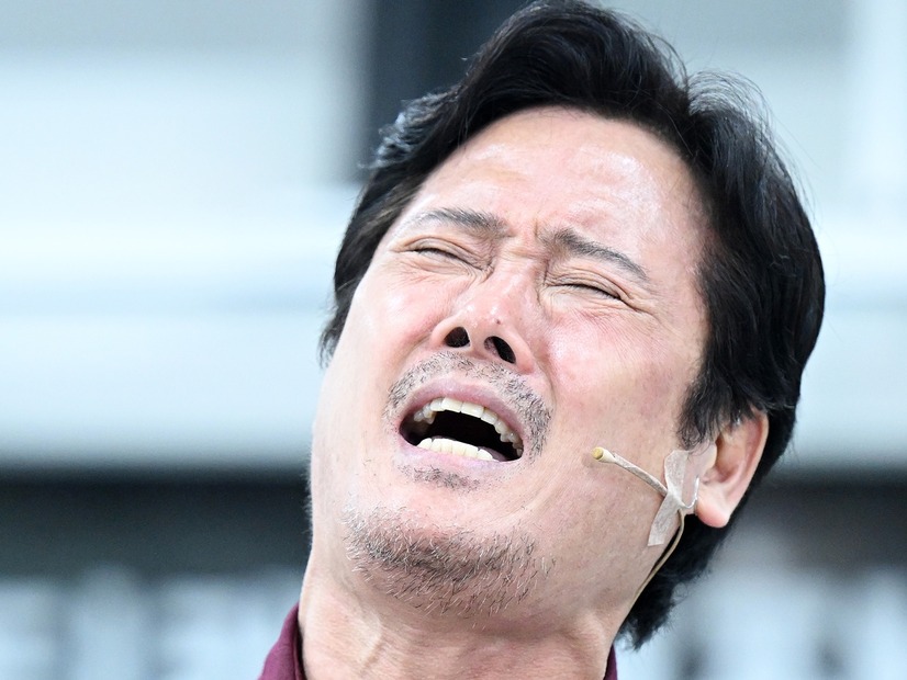 性行為強要疑惑に危険運転…大学副教授の顔も持つ韓国ミュージカル界の重鎮、暴かれた“負の過去”