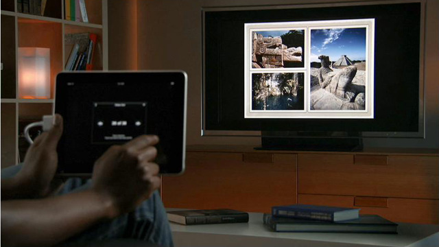 　米Appleは、safari/Mail/Photos/Videos/YouTube/iPod/iTunes/iBooksなど用途別に「iPad」の利用法のビデオを公開した。