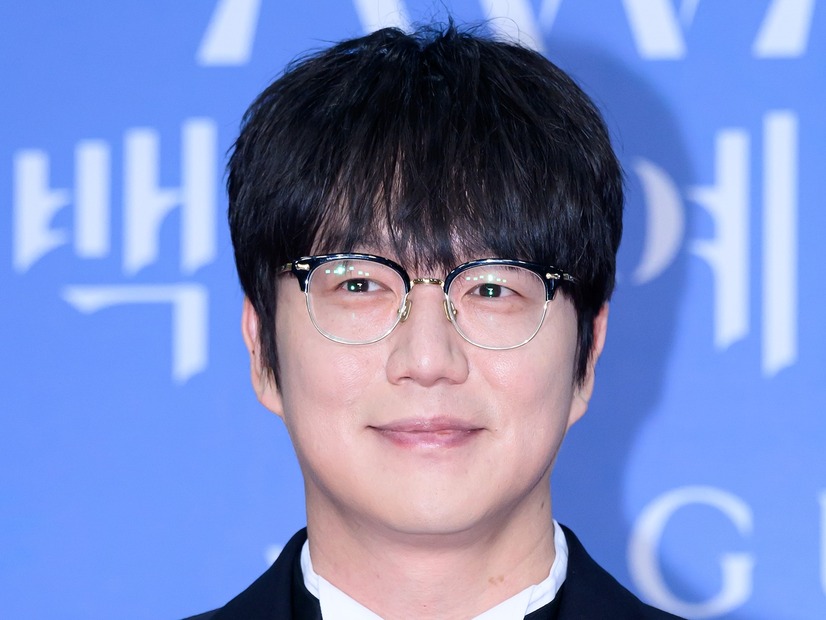 「古臭い」「10年前のセンス」…日本でもテレビ出演の韓国歌手、新MC番組のタイトルに賛否