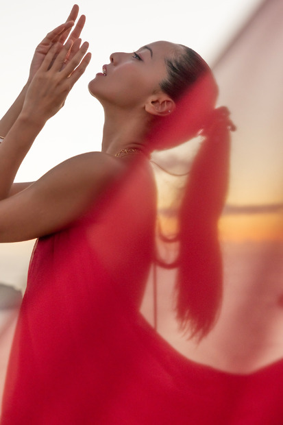 沢尻エリカ『DAY OFF』（幻冬舎）撮影：渕本健太郎、MANA野元学