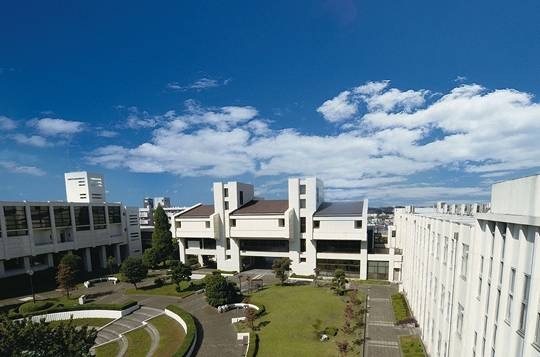 横浜商科大学 つるみキャンパス