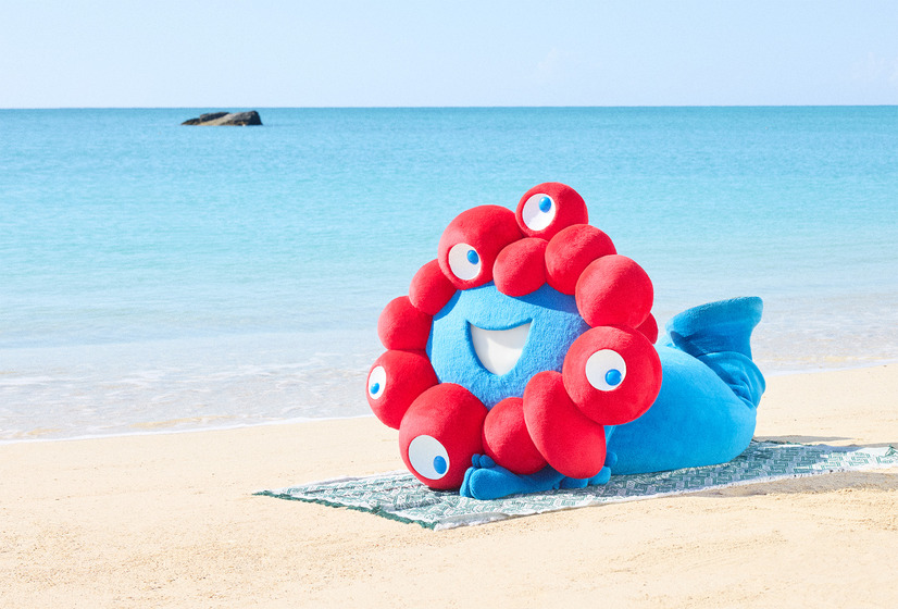 ミャクミャク1stグラビア写真集『I myaku you.」』（C）フェリシモ出版