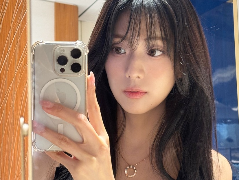 「既婚者で子持ちとは思えない」BLACKPINK・ジスの実姉、妹に劣らぬ抜群のビジュアルで話題