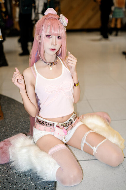 Tsuki(Instagram:tsuki._.tsukihiro)