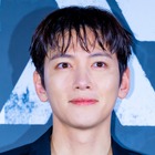 俳優チ・チャンウク、輝きを増すばかりの美貌…ジャケット＆濡れた質感の髪で制作報告会に登場 画像