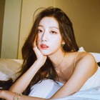 K-POPアイドル出身イェイン、リゾートで際立つ「完璧なプロポーション」 画像