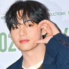 「異常に顔面偏差値高い人が…」BTS・V、ポケパークをお忍び訪問！“コダック”被って可愛らしく満喫 画像