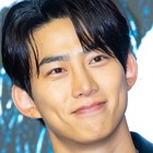 キムタクとも共演の2PM・テギョン、一般女性との結婚式目前！センス光る招待状が話題「10点満点の10点」 画像