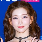 日本人K-POPアイドル・ツキ、“変装なし”で渋谷を満喫！人混みでも目を引く圧倒的オーラ「発光してる」 画像