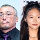 秋山成勲の娘サランちゃん、大好きな祖父の死で2年続いたトラウマ…ゴルフ中の心臓麻痺で急逝 画像