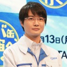 神木隆之介がハッピーバースデーの面白サングラス姿で33歳の誕生日を報告！ 画像