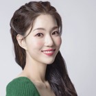 階段から転落し20代で脳死、遺族は臓器提供を決断…BLACKPINKジスと共演の韓国女優、3回忌 画像