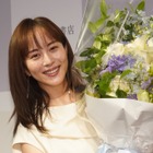 比嘉愛未、初のエッセイ集は「仕事」「恋愛」「結婚」など「覚悟を持って思いっきり書きました」 画像
