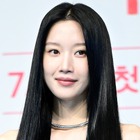“ほぼ全部見えてる”衣装で話題に！ムン・ガヨン、すき間が見える”はち切れ寸前“衣装で魅了 画像