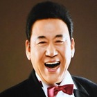 「頸椎椎間板ヘルニアを患い認知機能も低下」韓国国民的歌手がこの世去って2年、妻が語った闘病 画像