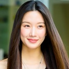 “ほぼ全部見えてる”衣装が話題になった女優ムン・ガヨン、ボディライン際立つドレス姿で視線独占 画像