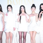 ILLIT、“セーラー服姿”にファン悶絶！透明感あふれる青春ショット公開「この学校通いたい」 画像