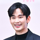 キム・スヒョン、約1年ぶりに公の場へ…インドネシアで見せた明るい笑顔に注目 画像