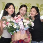 韓国芸能界最強3姉妹！TWICEジヒョ、次女とともに末っ子ソヨンのデビューを祝福 画像