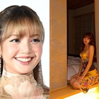 「和が似合う」BLACKPINK・リサが京都へ！和室で豪華なワンピース姿を見せ、優雅に 画像
