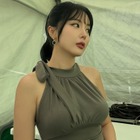 ふくよかな胸部に視線集中！妊娠説一蹴、オフショルドレスで見事なボディライン披露のホン・ジニョン 画像