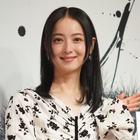 佐々木希が初フォトエッセイをリリース！芸能生活20周年は「本当に奇跡」 画像