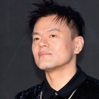 「年収はいくらですか？」“TWICEの生みの親”J.Y. Parkに思わぬ質問　Kカルチャーイベントめぐる国政監査での一幕に注目 画像