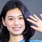 安藤サクラとのベッドシーンに「抵抗感はなかった」 キム・ドヨンが語った『DORA』撮影現場 画像