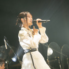 佐々木美玲、初ソロライブの写真公開！東村芽依＆富田鈴花がゲスト出演　アーカイブ配信も決定 画像