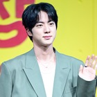 BTS・JIN、韓国の小児科に1000万円超を寄付「明るく走り回ることができるように願う」 画像