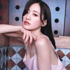 プロ雀士・中田花奈、5年ぶり写真集の表紙は「少し控え目に」！ 想像を掻き立てる艶カット公開 画像
